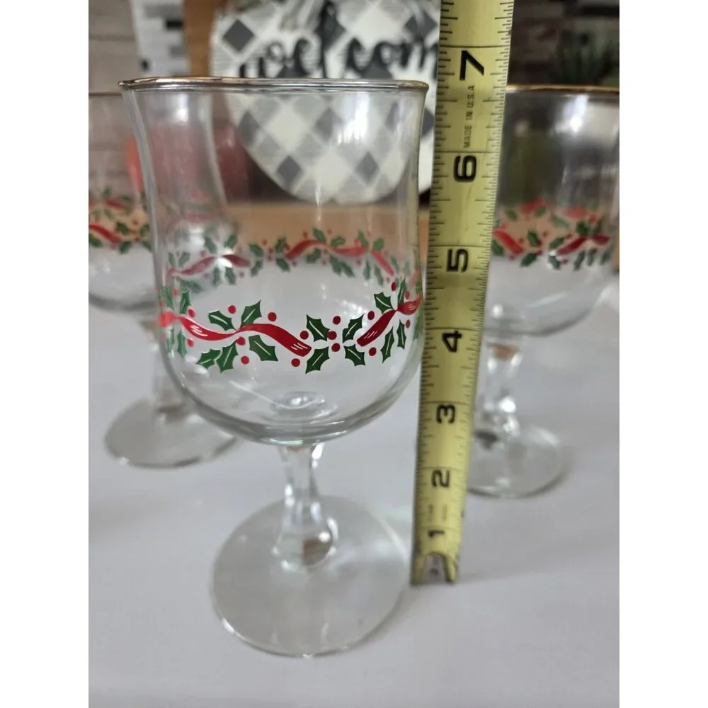 Vintage Set‎ of 4 Christmas Wine Water Glasses Holly Leaves Print Across Sz 6.5”